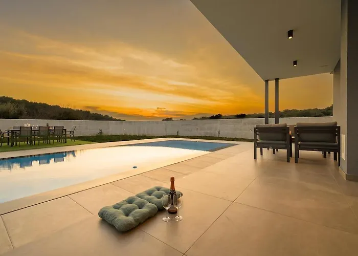 Rosignola By Istrialux *