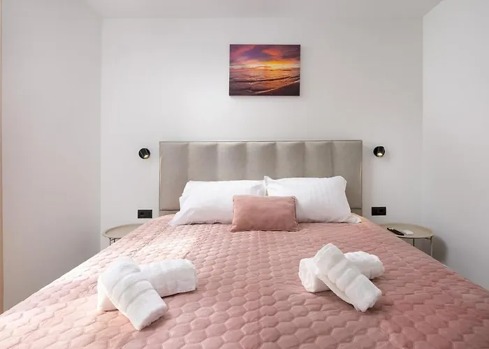 Rosignola By Istrialux