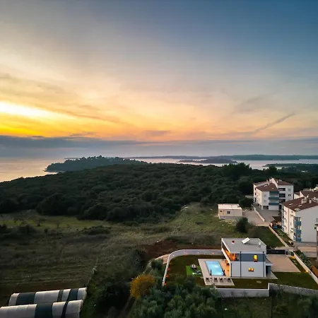 Villa Rosignola By Istrialux