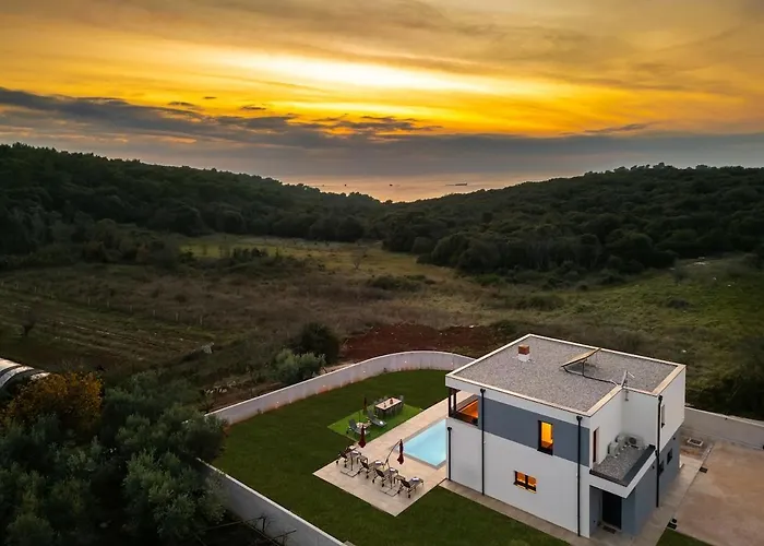 Rosignola By Istrialux