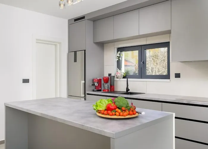 Rosignola By Istrialux * Pula