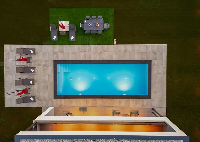 Rosignola By Istrialux *